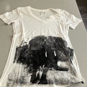 Hurley women’s V neck T-shirt